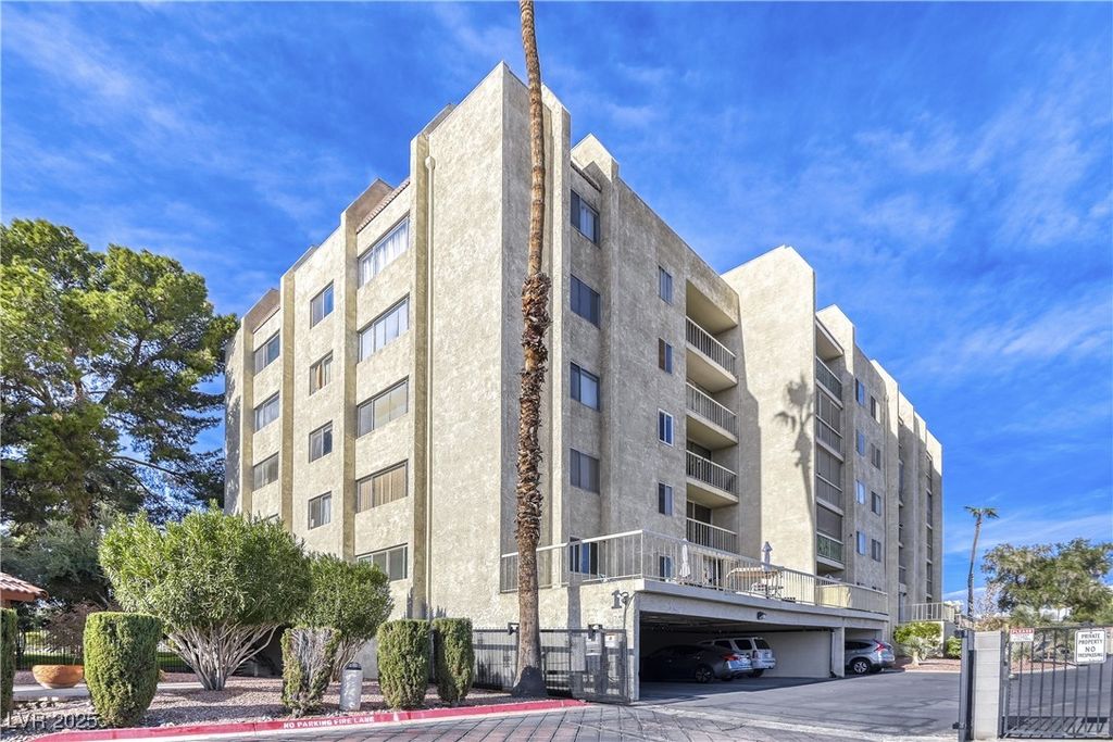 745 North Royal Crest Circle 141, Las Vegas, NV 89169