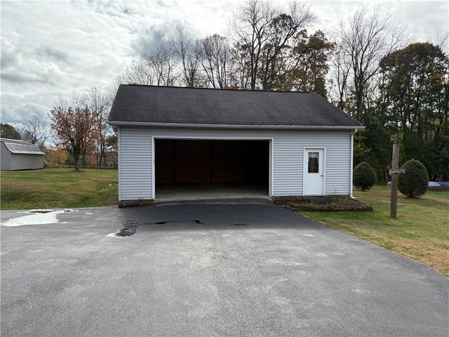 139 Maple Dr, Kiskiminetas Twp, PA 15686