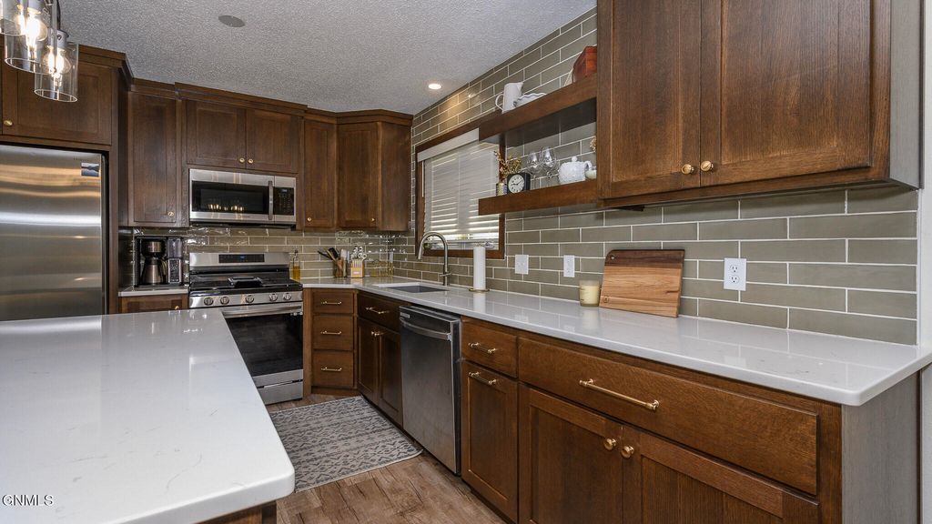 3241 Montreal Street, Bismarck, ND 58503 photo 5