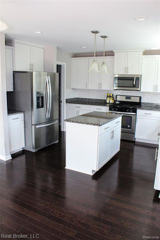 1313 Secretariat Way, Howell, MI 48843