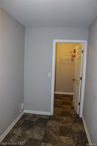1313 Secretariat Way, Howell, MI 48843