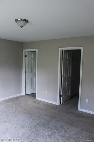 1313 Secretariat Way, Howell, MI 48843