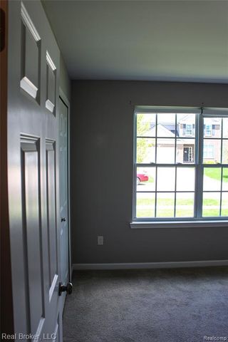 1313 Secretariat Way, Howell, MI 48843