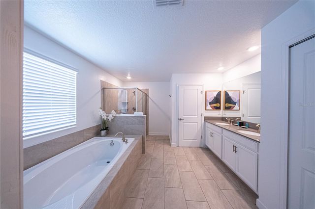 9308 SOMMERSET HILLS DRIVE, Davenport, FL 33896