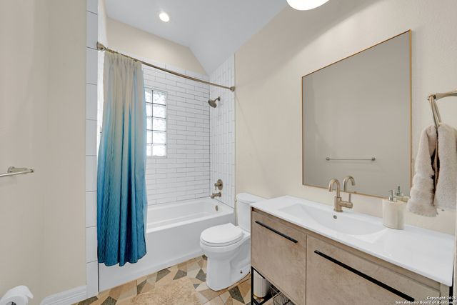 138 DUNNING AVE, San Antonio, TX 78210