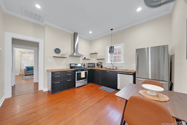 138 DUNNING AVE, San Antonio, TX 78210