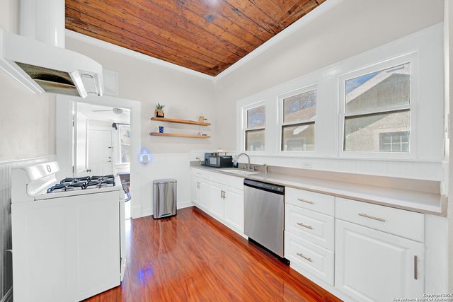 138 DUNNING AVE, San Antonio, TX 78210