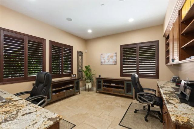 21128 Via Los Laureles, Murrieta, CA 92562