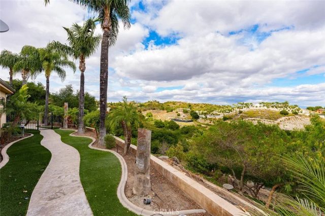 21128 Via Los Laureles, Murrieta, CA 92562
