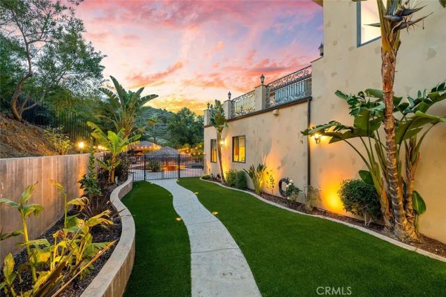 21128 Via Los Laureles, Murrieta, CA 92562