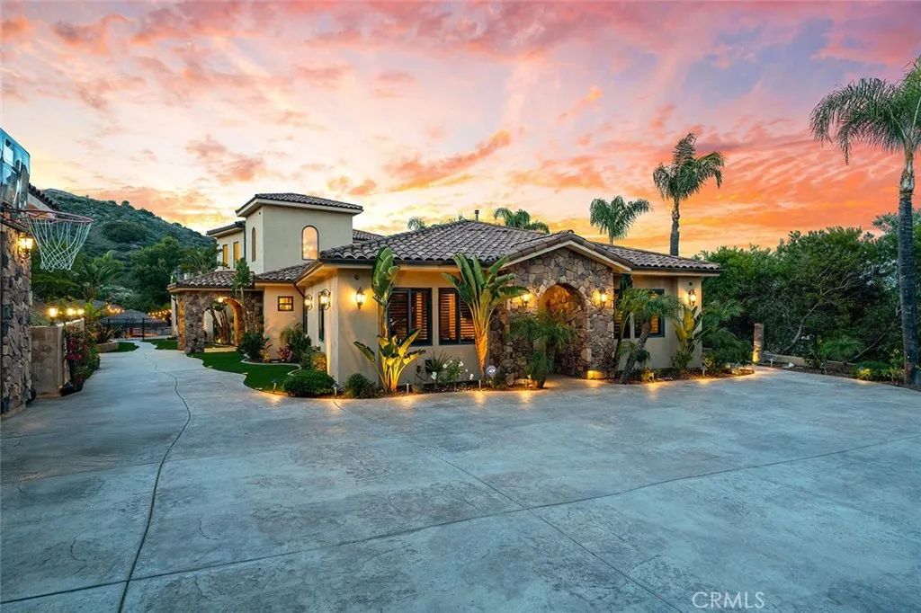 21128 Via Los Laureles, Murrieta, CA 92562