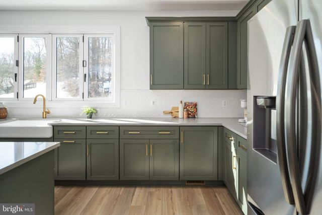 9424 DANDELION DR, Lorton, VA 22079