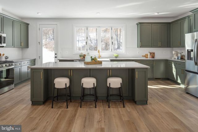 9424 DANDELION DR, Lorton, VA 22079