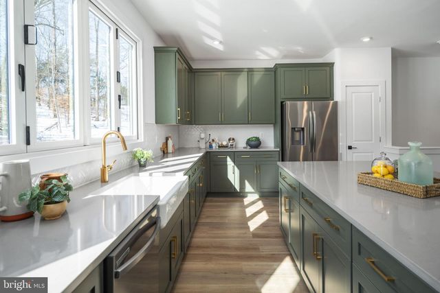 9424 DANDELION DR, Lorton, VA 22079