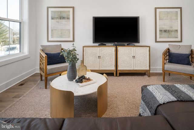 9424 DANDELION DR, Lorton, VA 22079