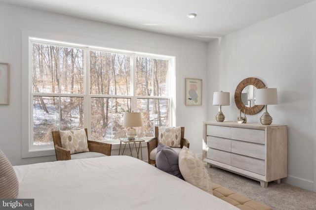 9424 DANDELION DR, Lorton, VA 22079