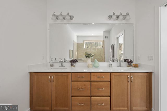 9424 DANDELION DR, Lorton, VA 22079