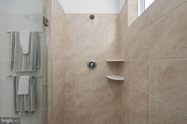 9424 DANDELION DR, Lorton, VA 22079