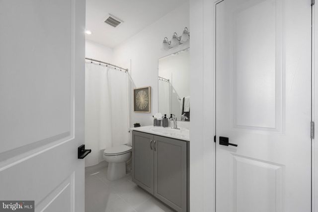 9424 DANDELION DR, Lorton, VA 22079