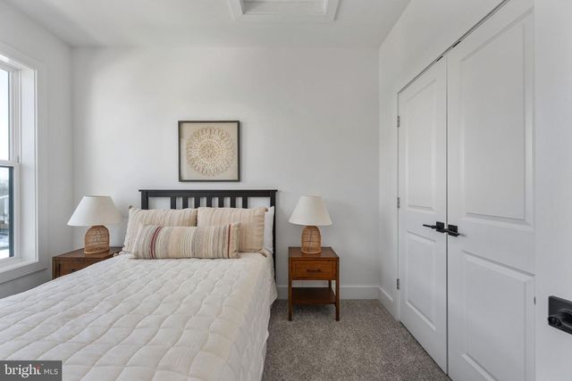 9424 DANDELION DR, Lorton, VA 22079