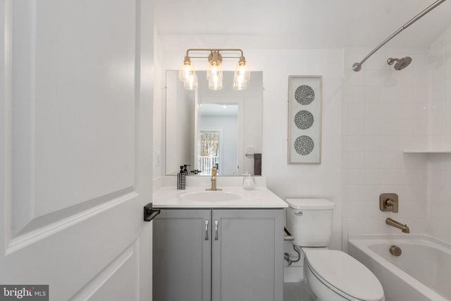 9424 DANDELION DR, Lorton, VA 22079