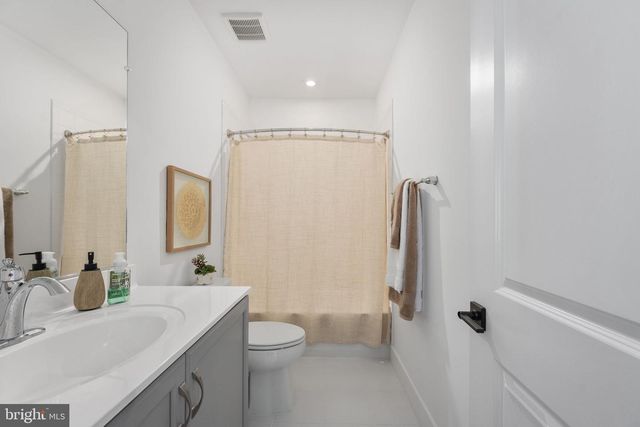 9424 DANDELION DR, Lorton, VA 22079