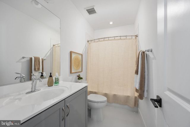 9424 DANDELION DR, Lorton, VA 22079