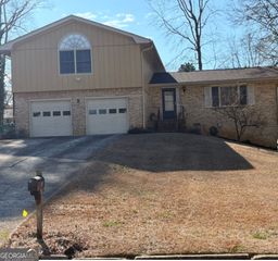 4605 Mercer Road, Stone Mountain, GA 30083