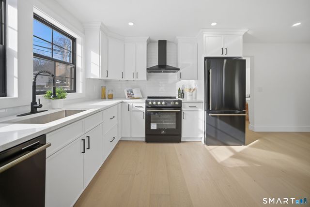 101 Parade Hill Road, New Canaan, CT 06840