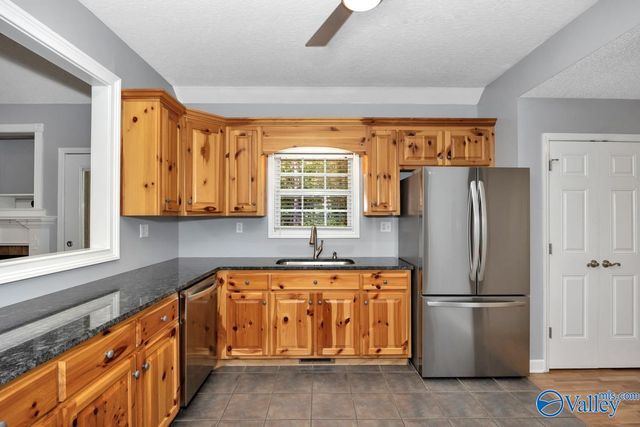 6525 Maysville Road, New Market, AL 35761