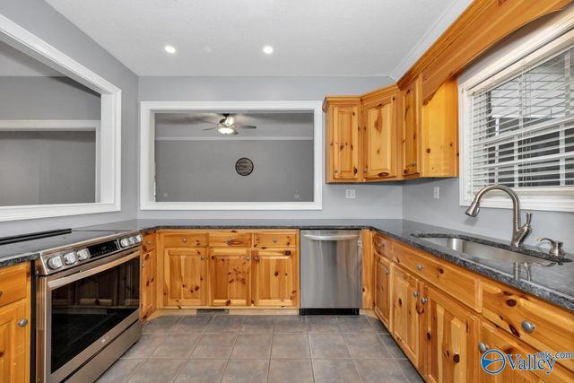 6525 Maysville Road, New Market, AL 35761
