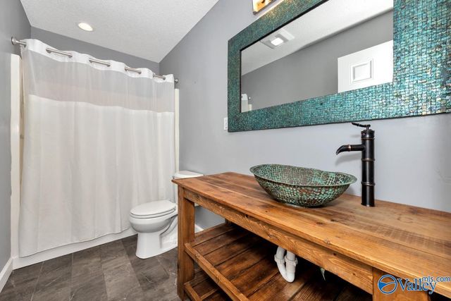 6525 Maysville Road, New Market, AL 35761