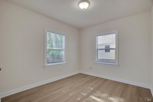 323 Hampshire St, Vallejo, CA 94590