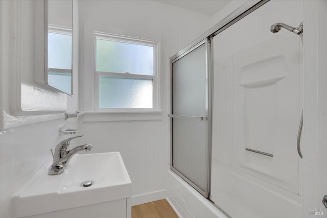 323 Hampshire St, Vallejo, CA 94590