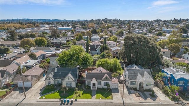 323 Hampshire St, Vallejo, CA 94590