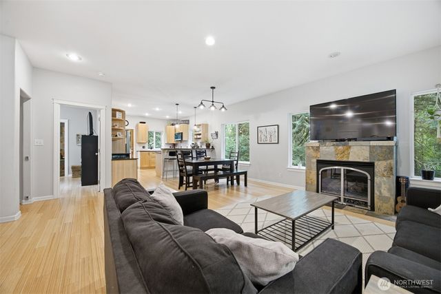10 Mountain Ash Court, Bellingham, WA 98229