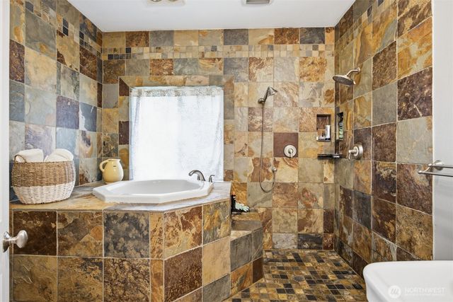 10 Mountain Ash Court, Bellingham, WA 98229