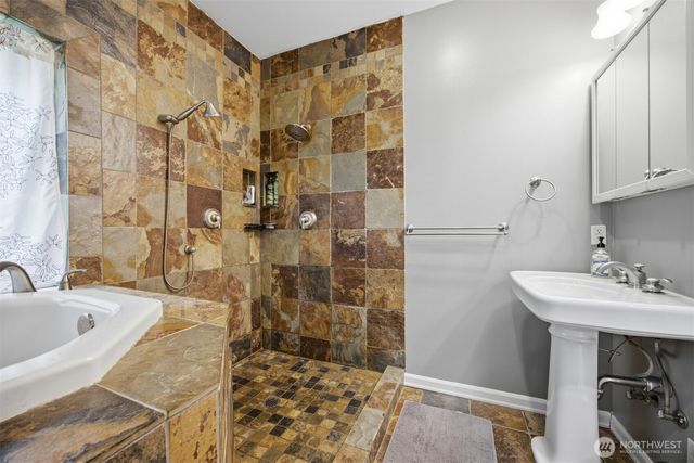 10 Mountain Ash Court, Bellingham, WA 98229