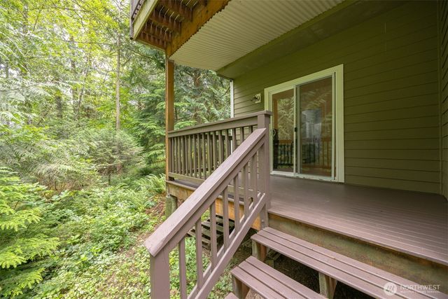 10 Mountain Ash Court, Bellingham, WA 98229