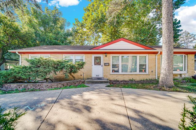 1417 E Euclid Avenue, Arlington Heights, IL 60004
