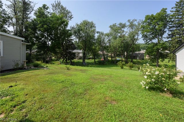 455 River Road, Canal Fulton, OH 44614