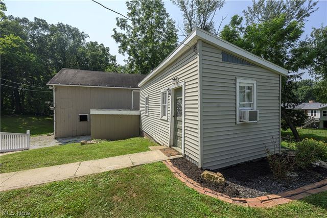 455 River Road, Canal Fulton, OH 44614