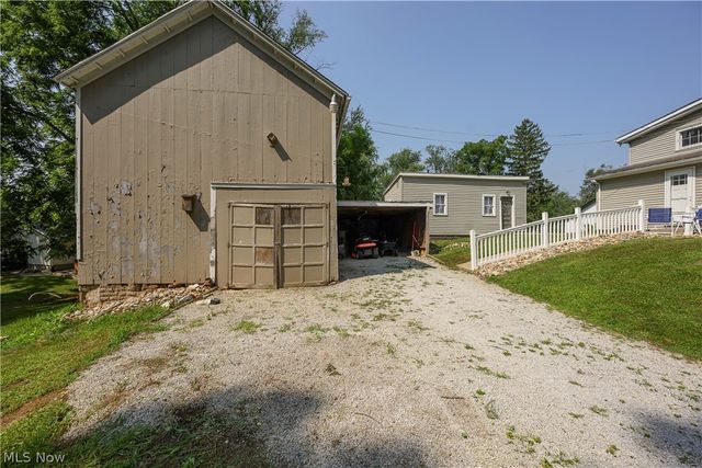455 River Road, Canal Fulton, OH 44614