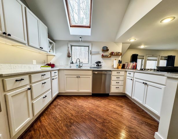 1260 Cider Mill Road, Shaftsbury, VT 05262