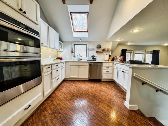1260 Cider Mill Road, Shaftsbury, VT 05262