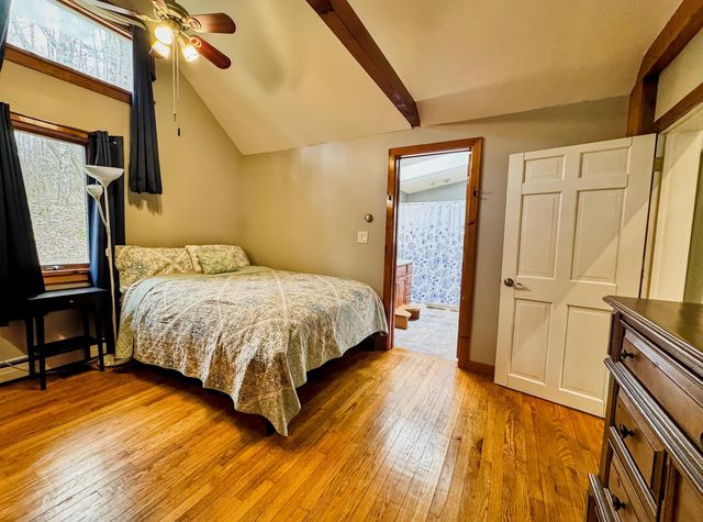 1260 Cider Mill Road, Shaftsbury, VT 05262