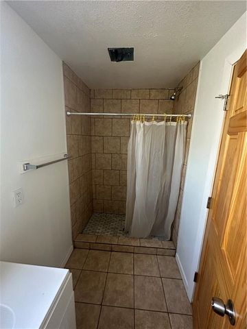 2323 JACKSON Avenue, Kansas City, MO 64127