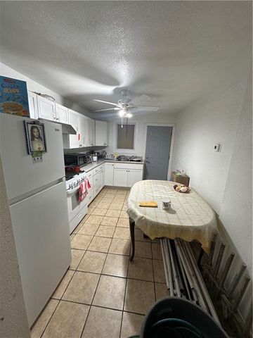 2323 JACKSON Avenue, Kansas City, MO 64127