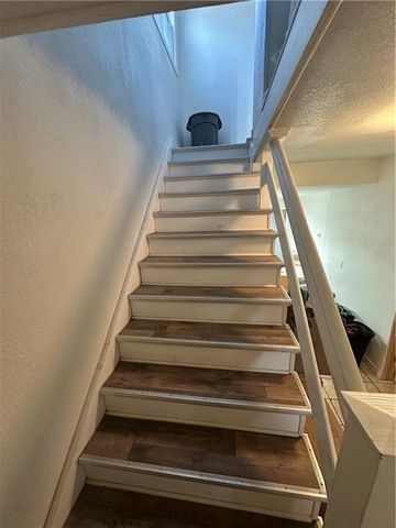 2323 JACKSON Avenue, Kansas City, MO 64127