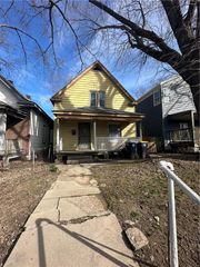 2323 JACKSON Avenue, Kansas City, MO 64127